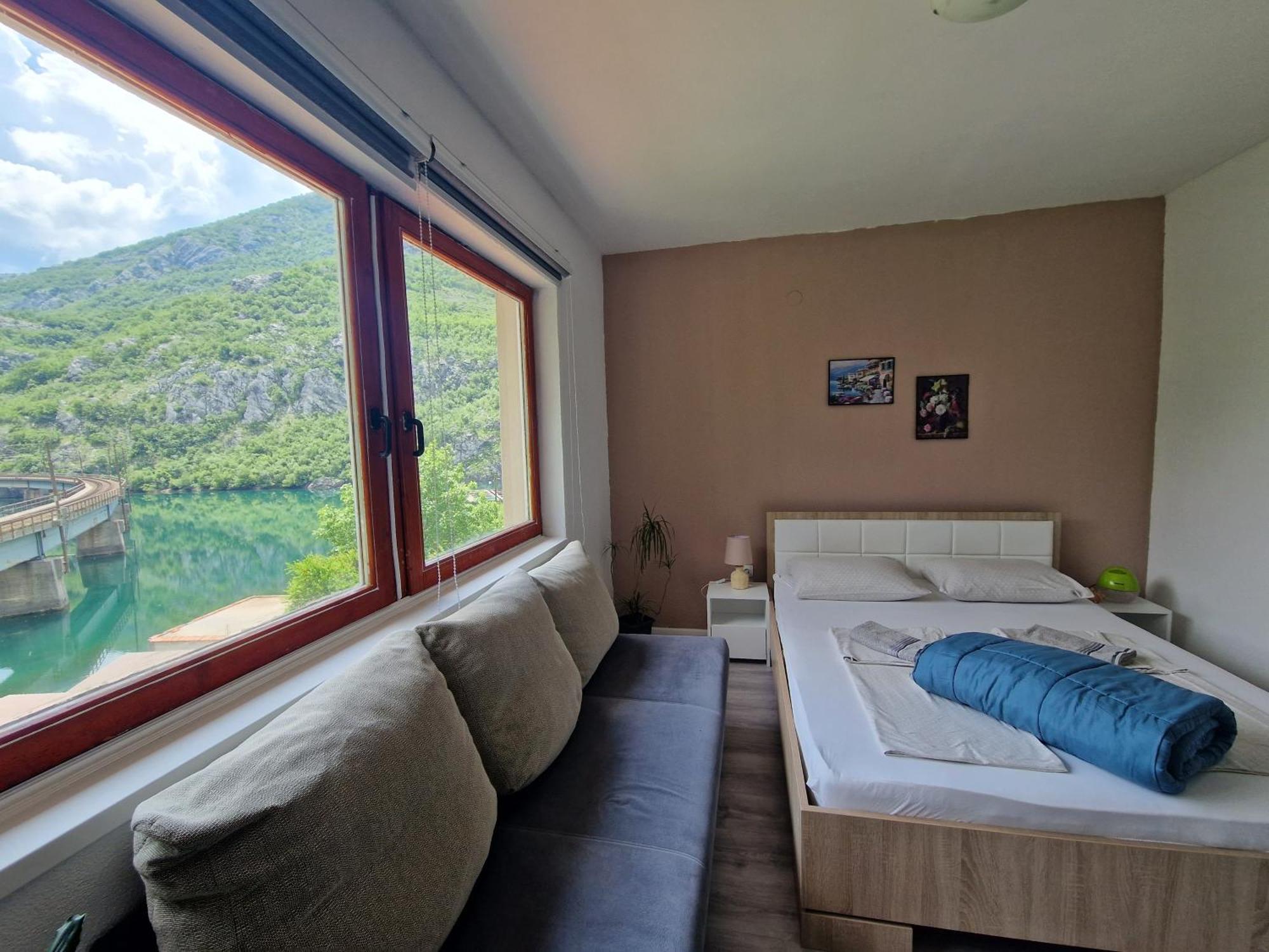 Visit Dreznica Villa Mostar Bilik gambar